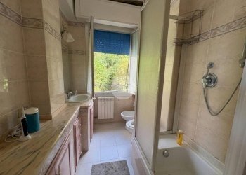 Three-room apartment Via Cadighiara, Genova (neighborhood Borgoratti) - photo 9