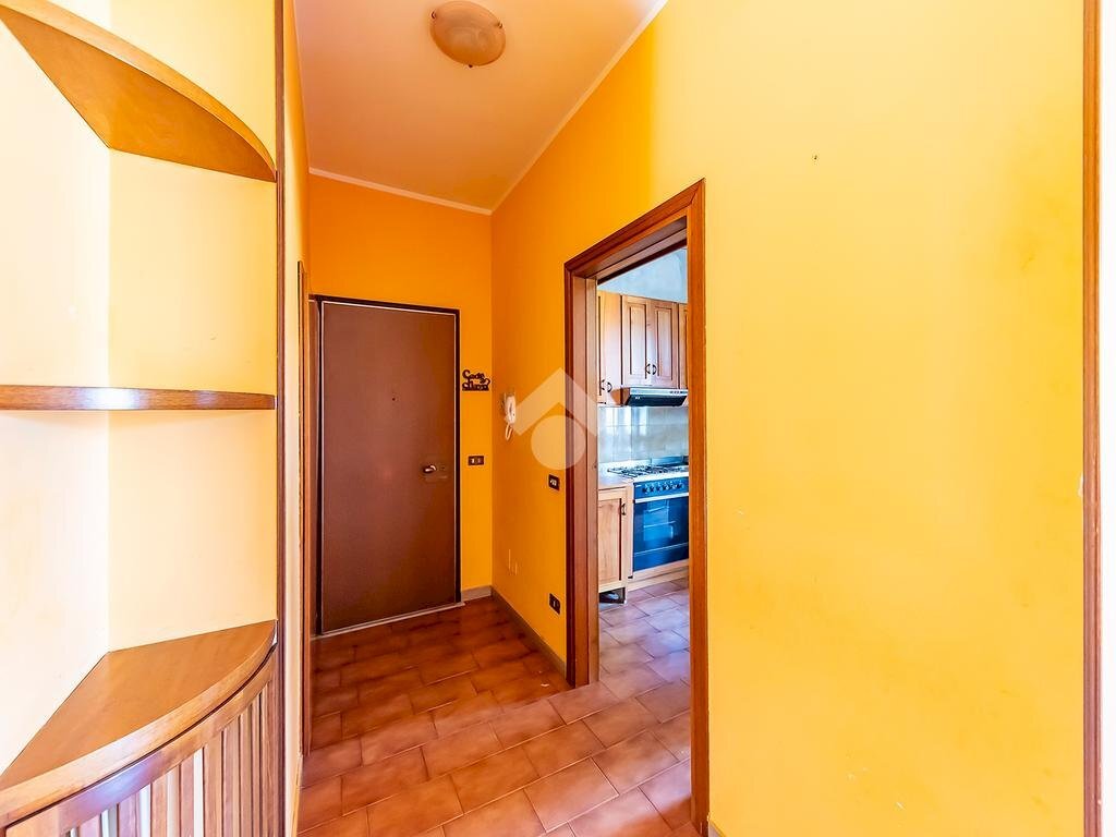 Three-room apartment Via Gorizia, Lainate - photo 3