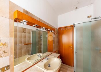 Three-room apartment Via Gorizia, Lainate - photo 22