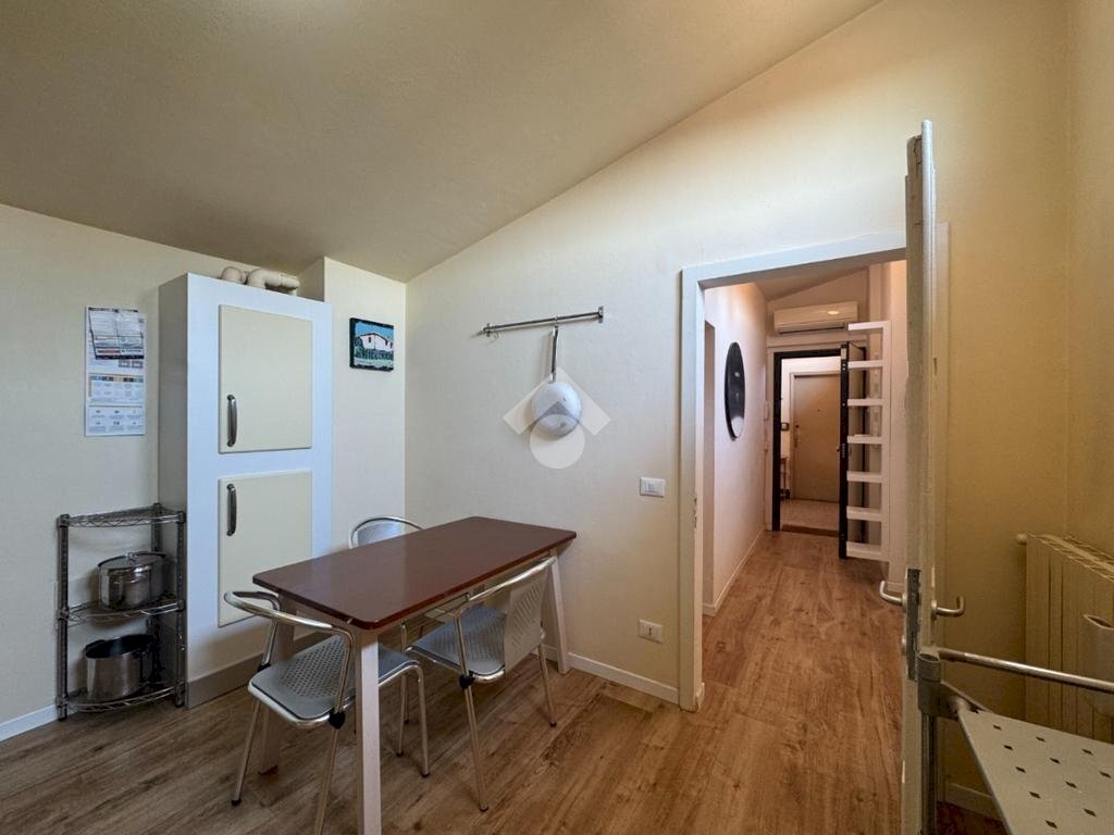 Two-room apartment Viale Amendola, Modena (neighborhood Buon Pastore - Parco Amendola) - photo 3