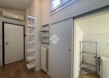 Two-room apartment Viale Amendola, Modena (neighborhood Buon Pastore - Parco Amendola) - photo 26