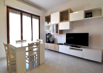 Three-room apartment Via Giuseppe Parini, Rozzano - photo 4