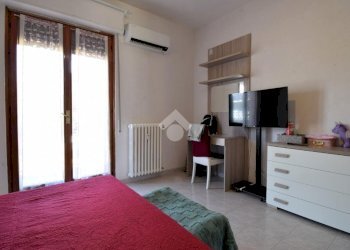Three-room apartment Via Giuseppe Parini, Rozzano - photo 10