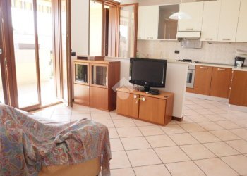 Two-room apartment Via delle Gardenie, Paderno Dugnano - photo 8