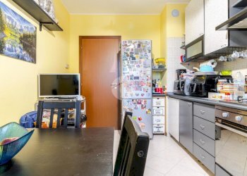 Three-room apartment Via San Martino, Settimo Milanese - photo 8