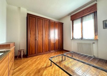 Four-room apartment Via strada statale per genova, Tortona - photo 5