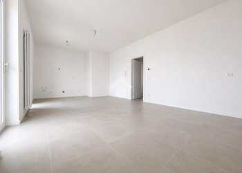 Three-room apartment Via Giacomo Matteotti, Rescaldina - photo 9
