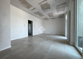 Three-room apartment Via Giacomo Matteotti, Rescaldina - photo 11
