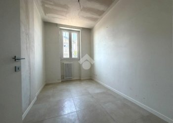 Three-room apartment Via Giacomo Matteotti, Rescaldina - photo 17