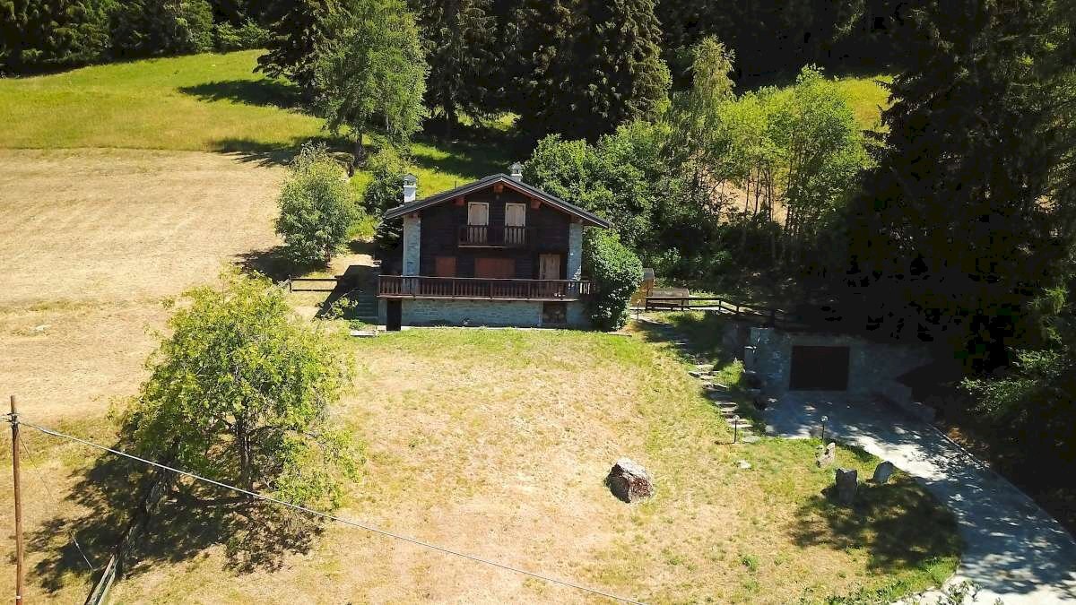 Villa San Pantaleon snc, Charvensod - foto 1