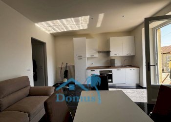 Two-room apartment Via Vigone, 118, Pinerolo - photo 1