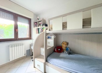 Four-room apartment Via Umberto Saba, La Loggia - photo 15