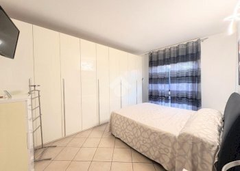 Four-room apartment Via Umberto Saba, La Loggia - photo 18