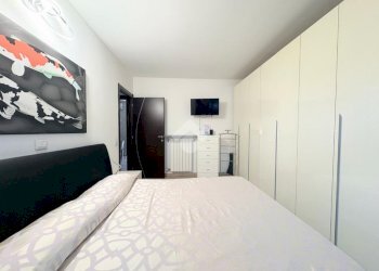 Four-room apartment Via Umberto Saba, La Loggia - photo 19