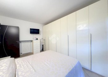 Four-room apartment Via Umberto Saba, La Loggia - photo 25