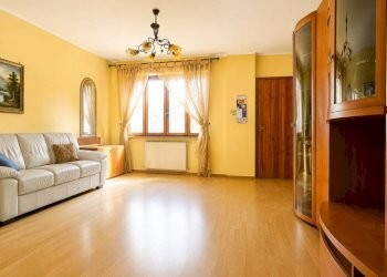 Three-room apartment via Alberto Staderini, Terni - photo 2