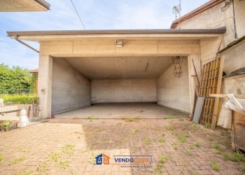 Casa indipendente Bagnolo Piemonte - foto 24