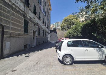 Quadrilocale Via Maria Santissima Ausiliatrice, Genova (zona Prà) - foto 31