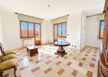 Four-room apartment Valenza - photo 3