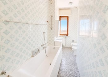 Four-room apartment Valenza - photo 13