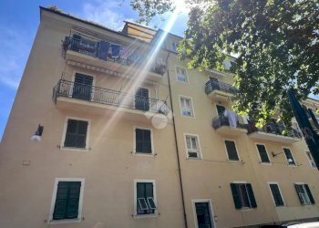 Four-room apartment Via Ettore Vernazza, Cogoleto - photo 1
