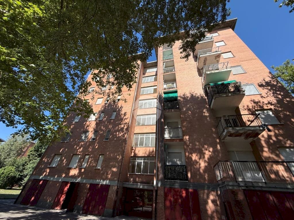 Appartamento Viale Papa Giovanni XXIII, Ivrea - foto 1