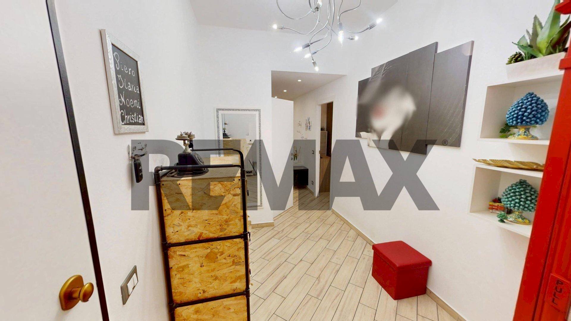 Three-room apartment Via San Romolo, 60
Pra, Genova (neighborhood Prà) - photo 2