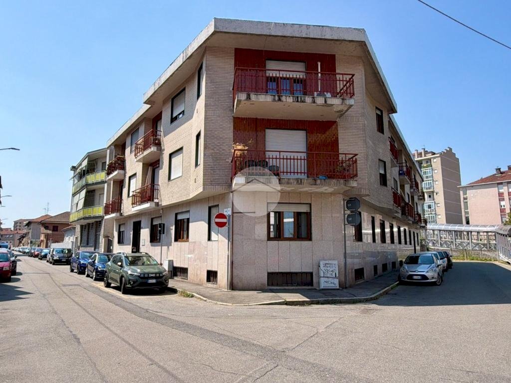 Quadrilocale Via E. Toti, Venaria Reale - foto 1