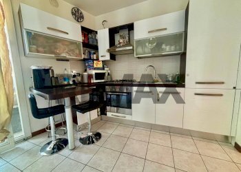 Cucina - Trilocale Via Eugenio Villoresi
47, Corbetta - foto 3