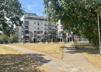 Edificio all\'aperto - Trilocale Via Eugenio Villoresi
47, Corbetta - foto 11
