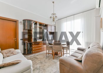 Sala da pranzo - Trilocale via Alcide De Gasperi
81, Rho - foto 4
