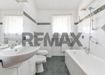 Bagno - Trilocale via Alcide De Gasperi
81, Rho - foto 9