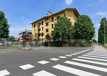 Edificio all\'aperto - Trilocale via Alcide De Gasperi
81, Rho - foto 25