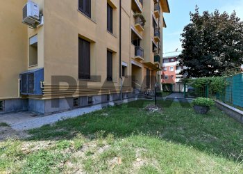 Edificio all\'aperto - Trilocale via Alcide De Gasperi
81, Rho - foto 26