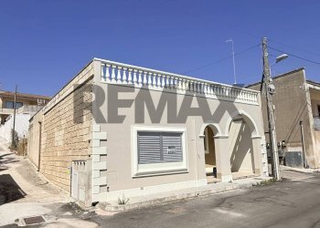 Casa all\'aperto - Independent house Via Alfieri
 
19, Carpignano Salentino - photo 32