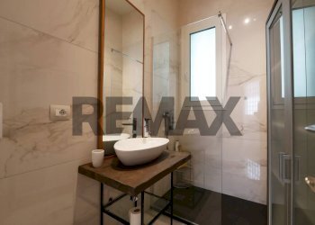 Bagno - Casa indipendente Via Alfieri
 
19, Carpignano Salentino - foto 12