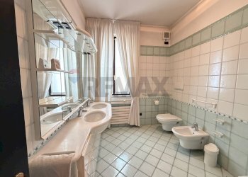 Bagno - Attic via cadolini
8, Gallarate - photo 19
