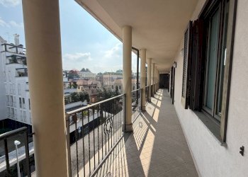 Balcone - Attic via cadolini
8, Gallarate - photo 21