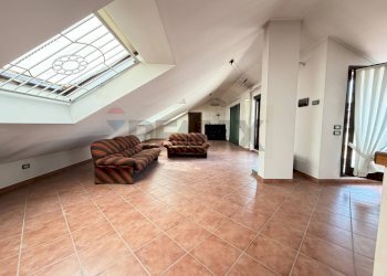 Soggiorno - Attic via cadolini
8, Gallarate - photo 25