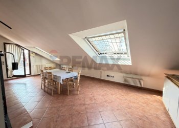 Sala da pranzo - Attic via cadolini
8, Gallarate - photo 28