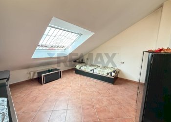Camera / camera da letto - Attic via cadolini
8, Gallarate - photo 30