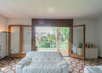 Soggiorno - Villa VIA DE VITTORI
 
1, Saltrio - foto 13