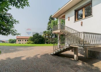 Casa all\'aperto - Villa VIA DE VITTORI
 
1, Saltrio - foto 45