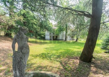 Giardino - Villa VIA DE VITTORI
 
1, Saltrio - foto 46