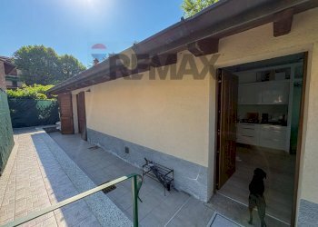 Terrazza - Bilocale Via Bicocca
 
8, Varese - foto 12