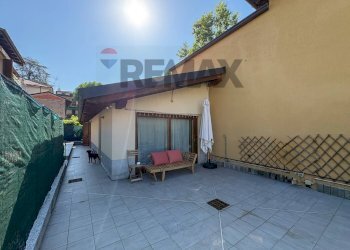 Terrazza - Bilocale Via Bicocca
 
8, Varese - foto 14