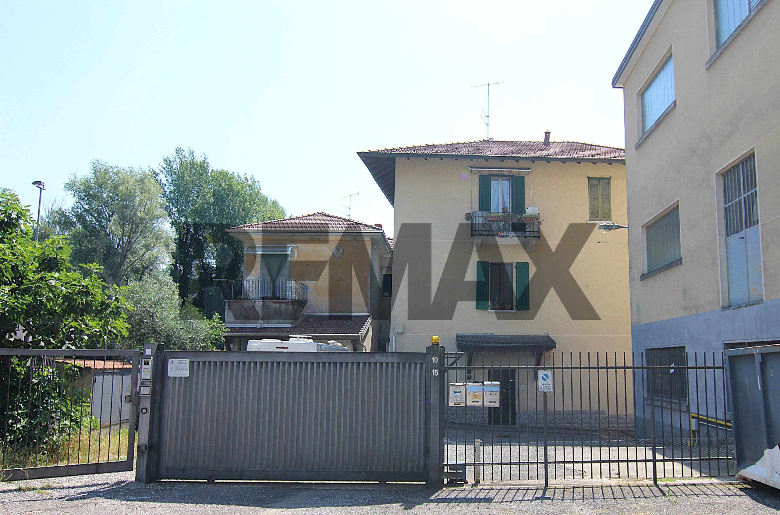 Edificio all\'aperto - Shed Via Lorenzo Ghiberti
10, Varese - photo 2