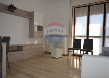 Foto 1 - Three-room apartment Via Giuseppe Grandi
 
10, Varese - photo 1