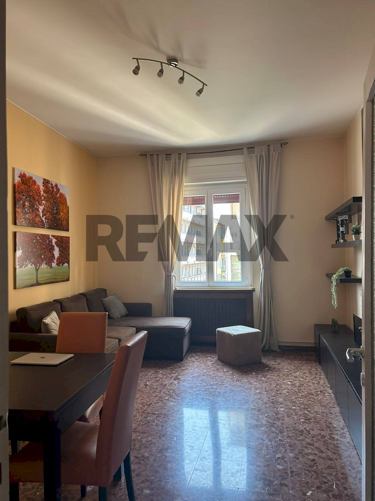 Sala da pranzo - Two-room apartment Via Cavour
14, Varese - photo 3