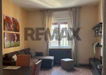 Sala da pranzo - Two-room apartment Via Cavour
 
14, Varese - photo 3